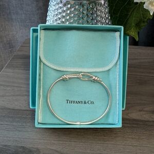 TIFFANY & CO.Sterling Silver Paloma Picasso Knot Hinged Bangle Bracelet